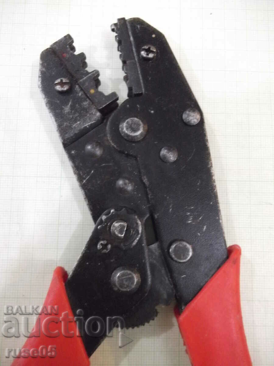 sertizare cu preț 25.00 BGN | € 12.78 sertizare cu preț 25.00 BGN | € 12.78