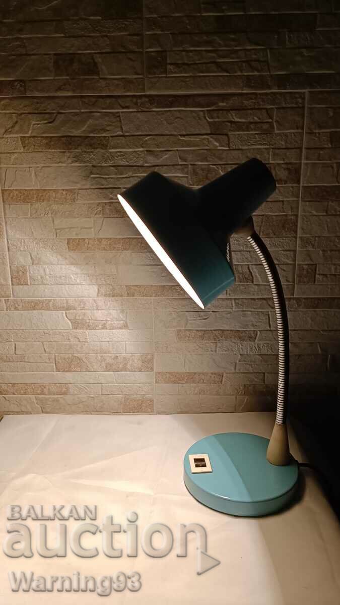 Metal industrial desk lamp - table #10 - Antique - 7 Metal industrial desk lamp - table #10 - Antique - 7