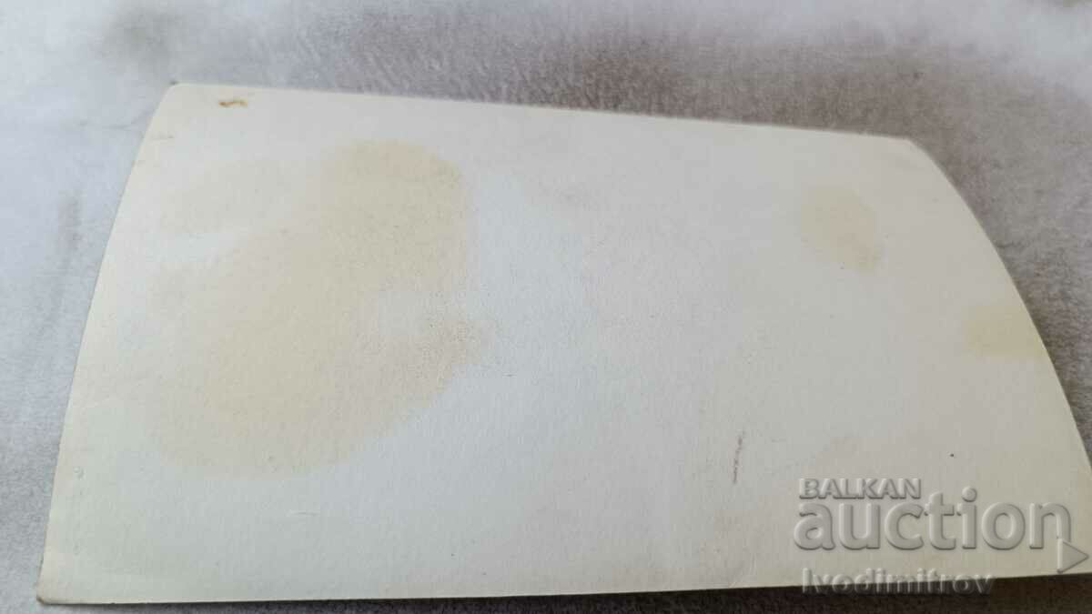 Postcard Hisarya Vodskoka in the park Gr. Easter with price 4.35 BGN | € 2.22 Postcard Hisarya Vodskoka in the park Gr. Easter with price 4.35 BGN | € 2.22