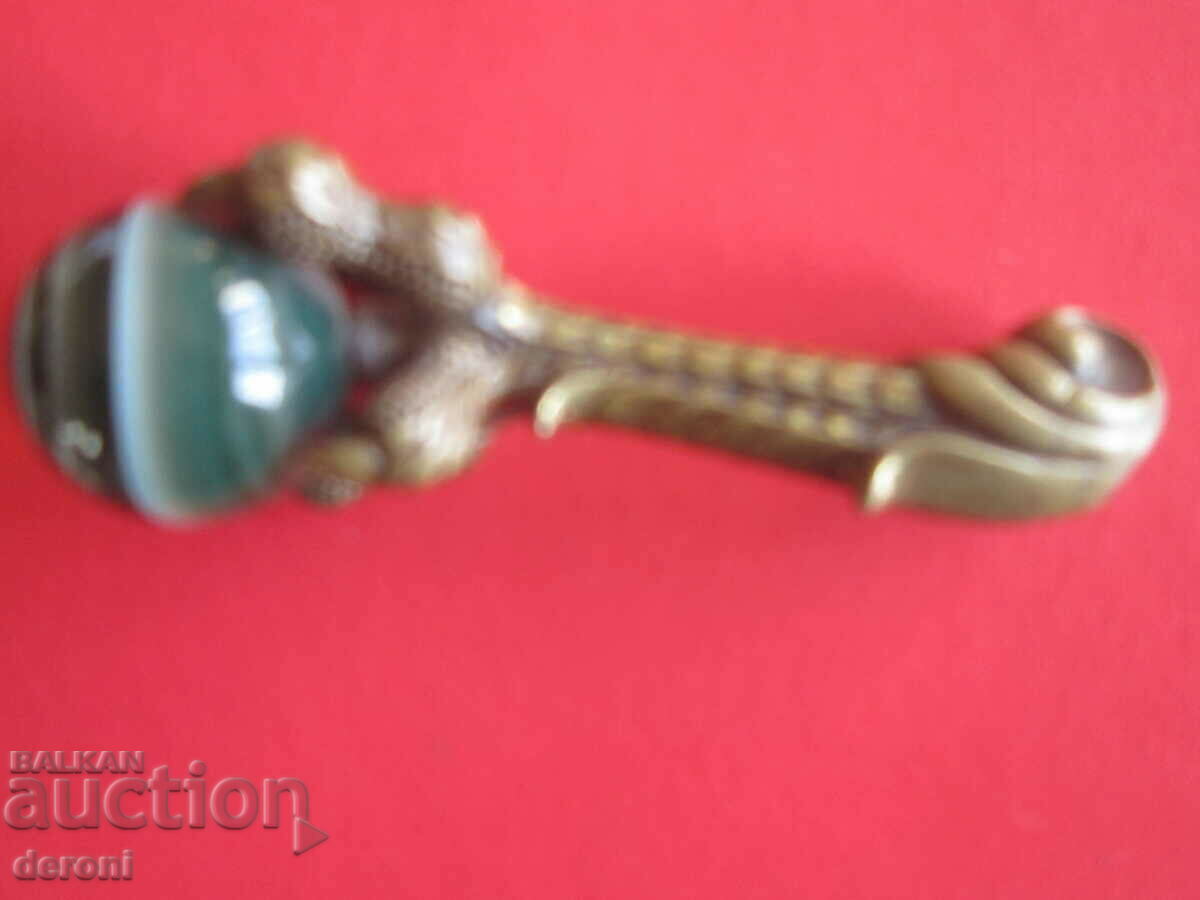 Auction Bronze figure plastic honeysuckle Auction Bronze figure plastic honeysuckle