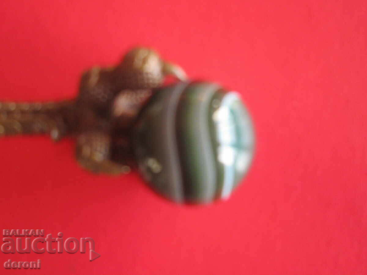 Delivery of Bronze figure plastic honeysuckle Delivery of Bronze figure plastic honeysuckle