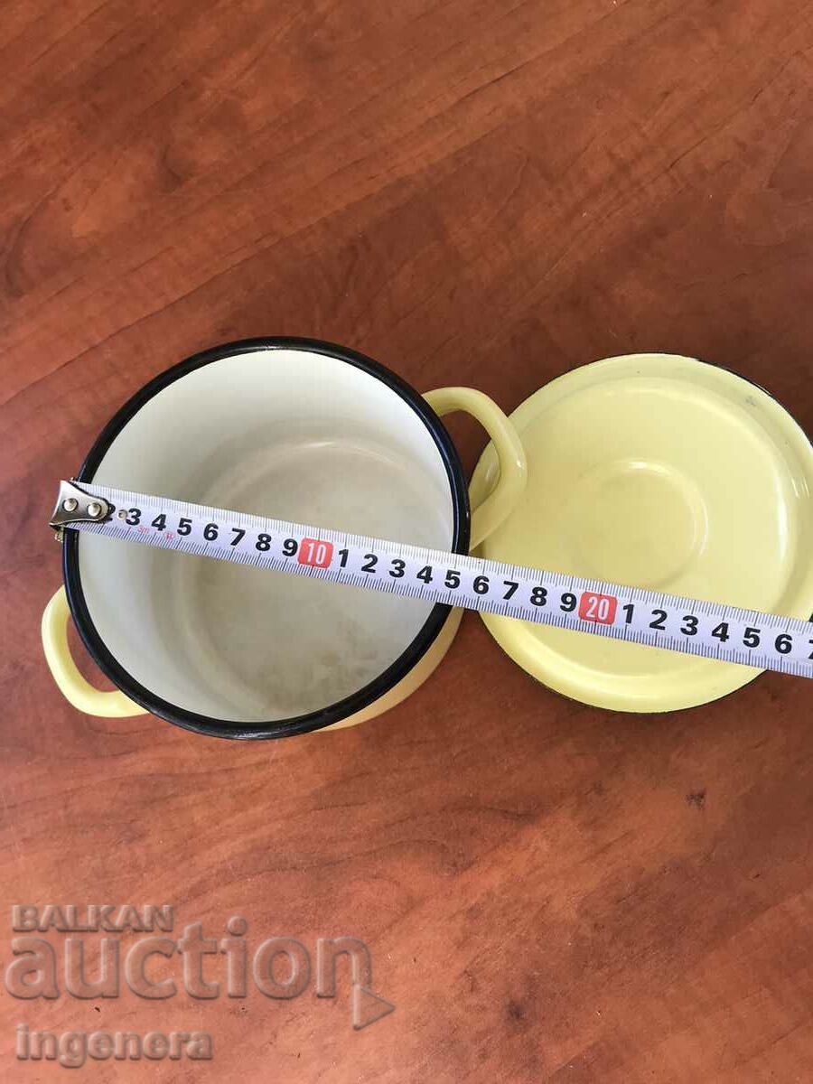 Auction  THE POT AN ENAMEL POT FROM 1974 THE POT