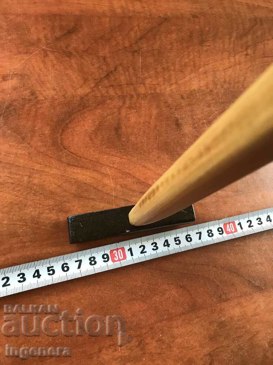 Delivery of HAMMER HAMMER OLD SMALL TOOL-200 GR. Delivery of HAMMER HAMMER OLD SMALL TOOL-200 GR.