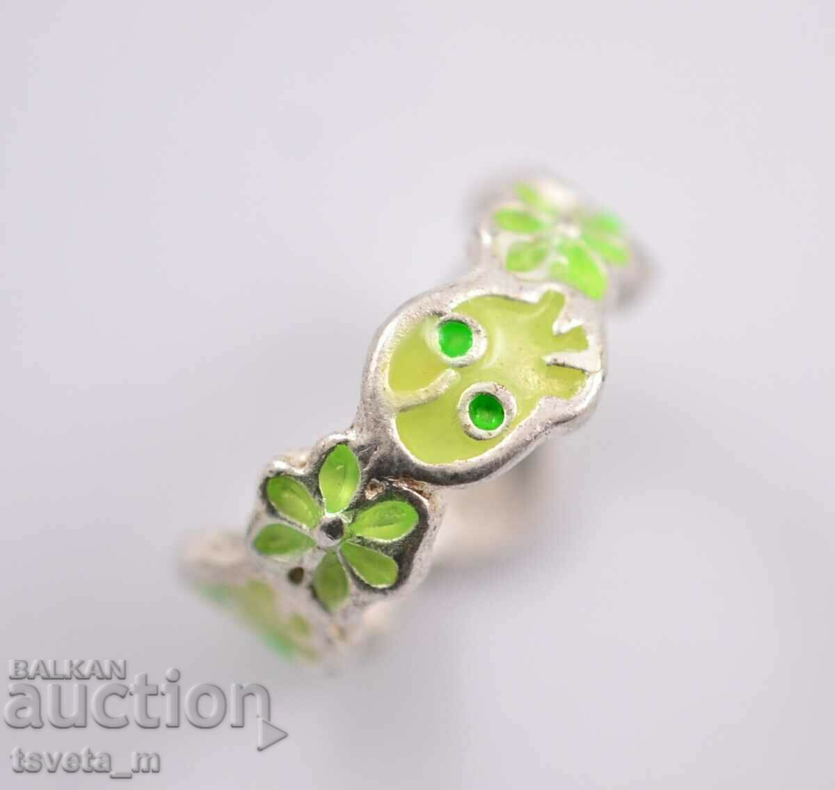 Ladies' ring with price 3.00 BGN | € 1.53 Ladies' ring with price 3.00 BGN | € 1.53