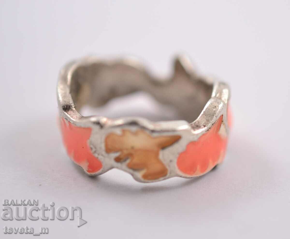 Auction  Ladies' ring