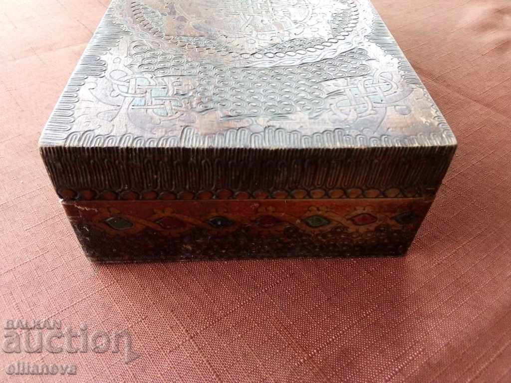 Auction  Retro wooden box