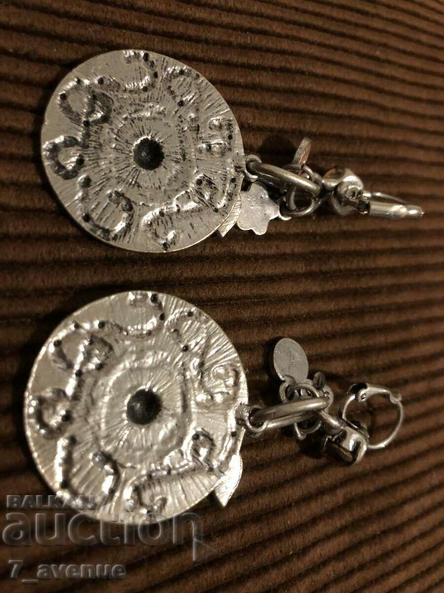 CERCEI, impresionanți! 8/5 cm, 14.04.25 cu preț 49.00 BGN | € 25.05 CERCEI, impresionanți! 8/5 cm, 14.04.25 cu preț 49.00 BGN | € 25.05