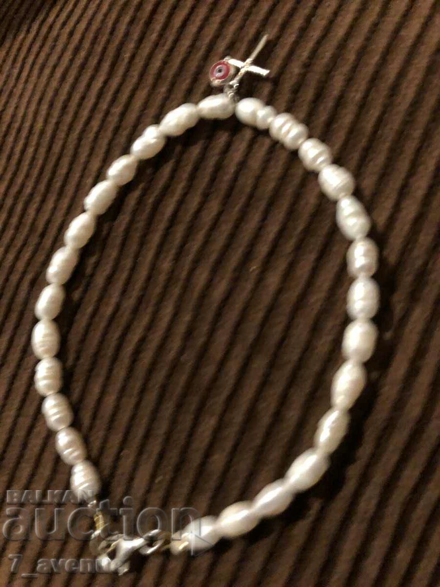 Livrarea BRATARA DE PERLE, ARGINT, CRUCE Livrarea BRATARA DE PERLE, ARGINT, CRUCE