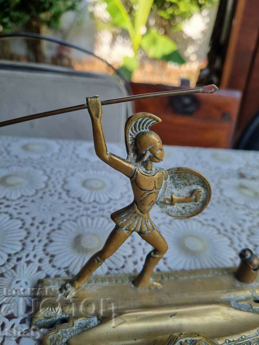 Old bronze sculpture. Inkwell with price 75.00 BGN | € 38.35 Old bronze sculpture. Inkwell with price 75.00 BGN | € 38.35