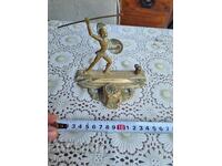 Παλαιό χάλκινο γλυπτό. Μελανοδοχείο