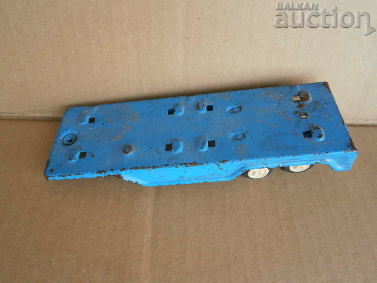 Auction metal trailer from a truck tire 70 texim Auction metal trailer from a truck tire 70 texim