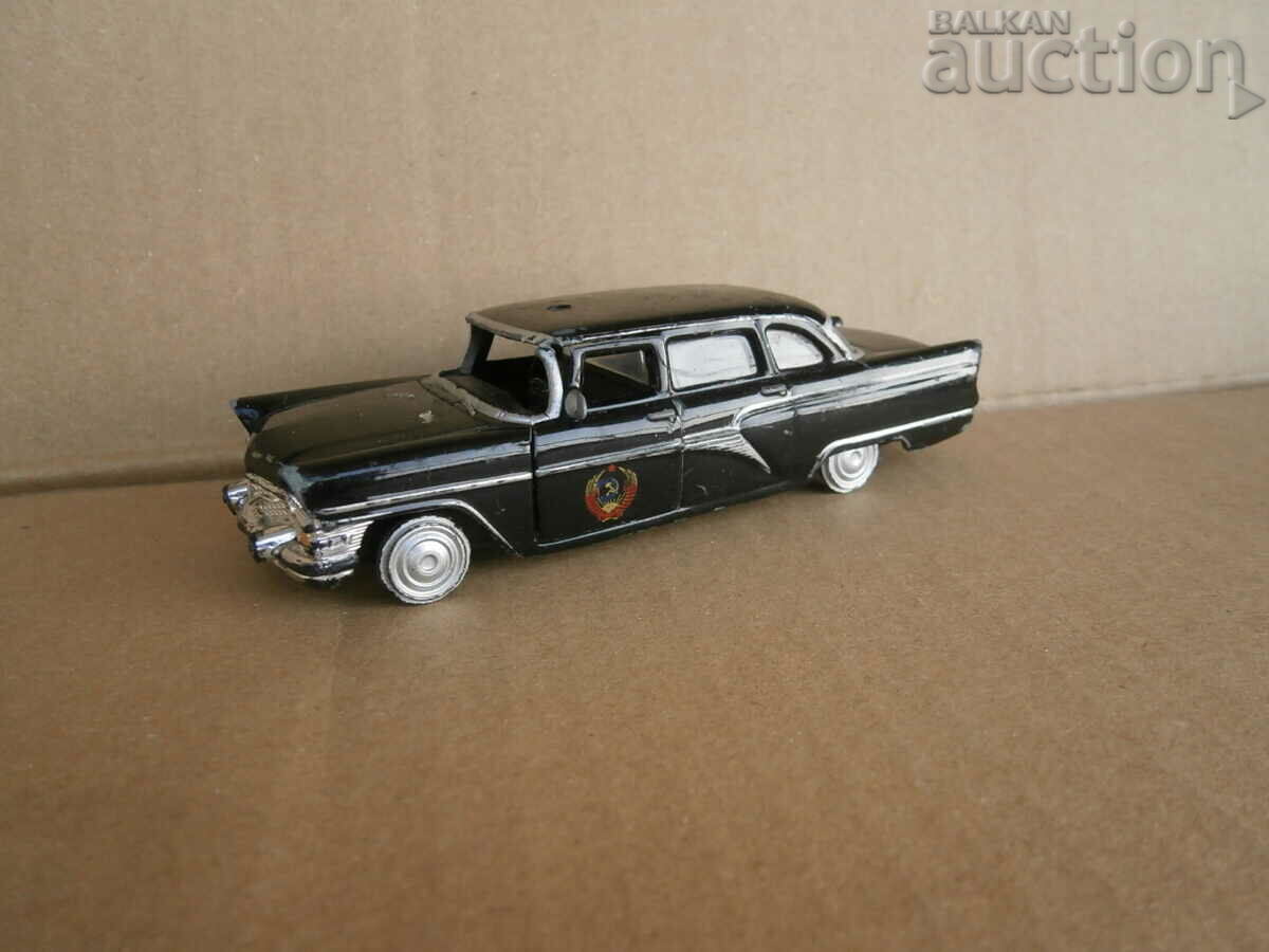 Delivery of CHAIKA GAZ 13 USSR metal cart for restoration parts Delivery of CHAIKA GAZ 13 USSR metal cart for restoration parts