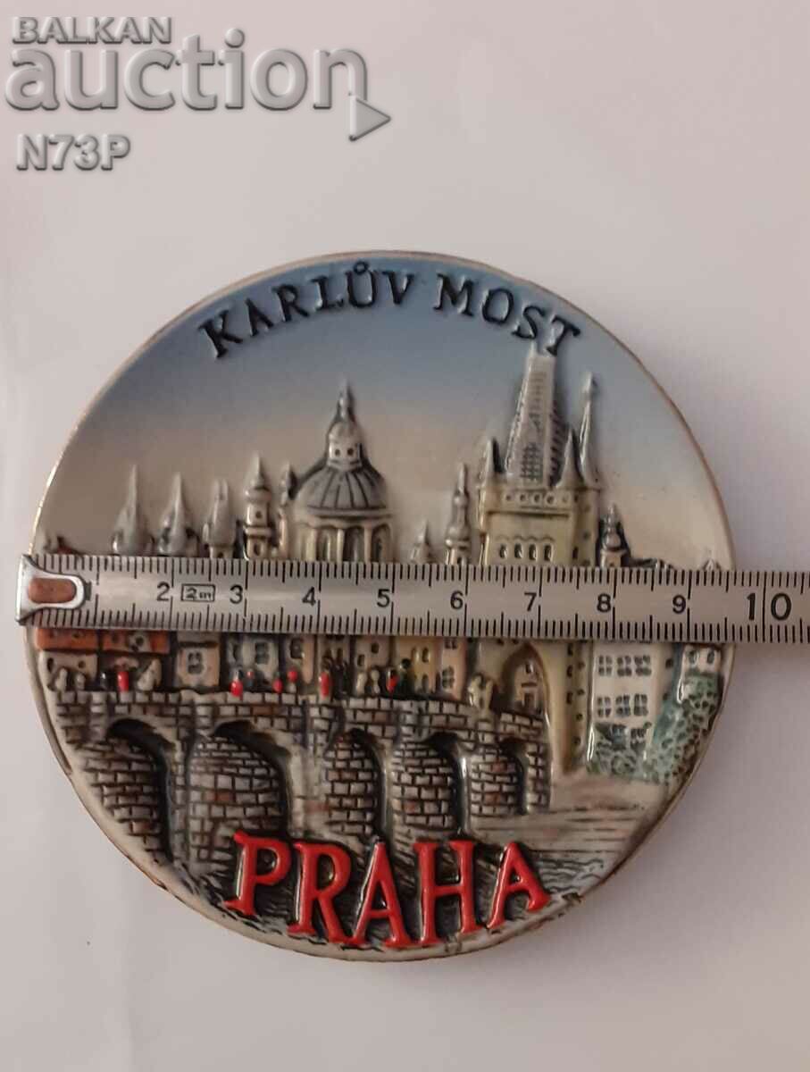 Auction PORCELAIN PLATE. COLLECTION. RELIEF. Auction PORCELAIN PLATE. COLLECTION. RELIEF.