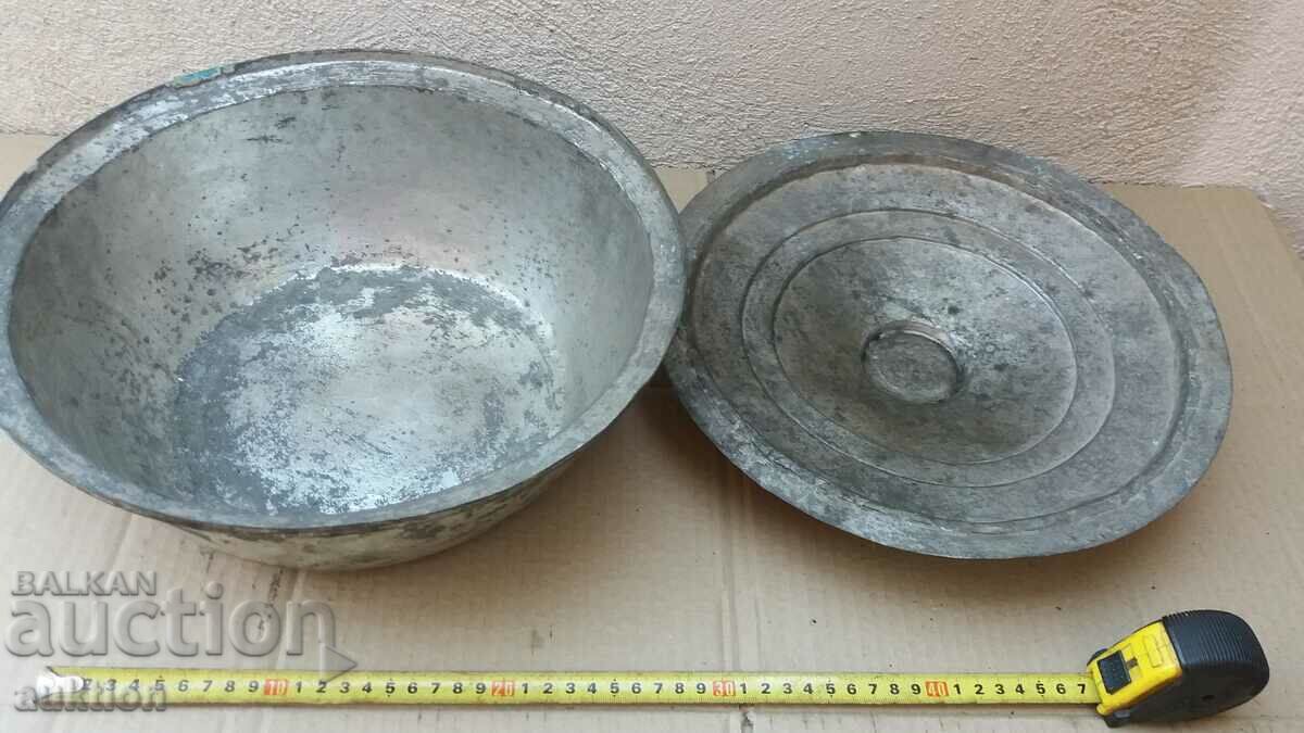 EXCELLENT WROUGHT RENAISSANCE COPPER POT - PLATED - 6 EXCELLENT WROUGHT RENAISSANCE COPPER POT - PLATED - 6