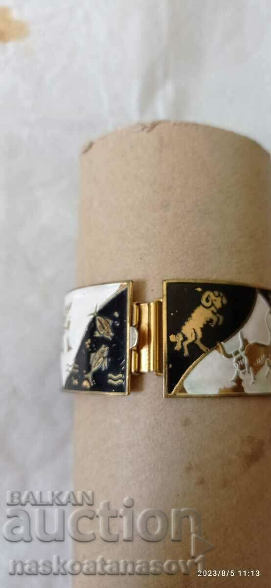 Delivery of Bracelet with zodiac signs