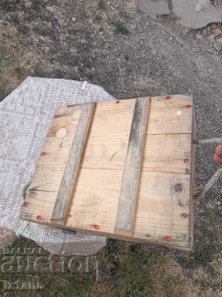 O cutie militară veche - 7