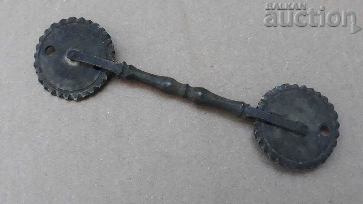 antique bronze pasta pizza knife - 6
