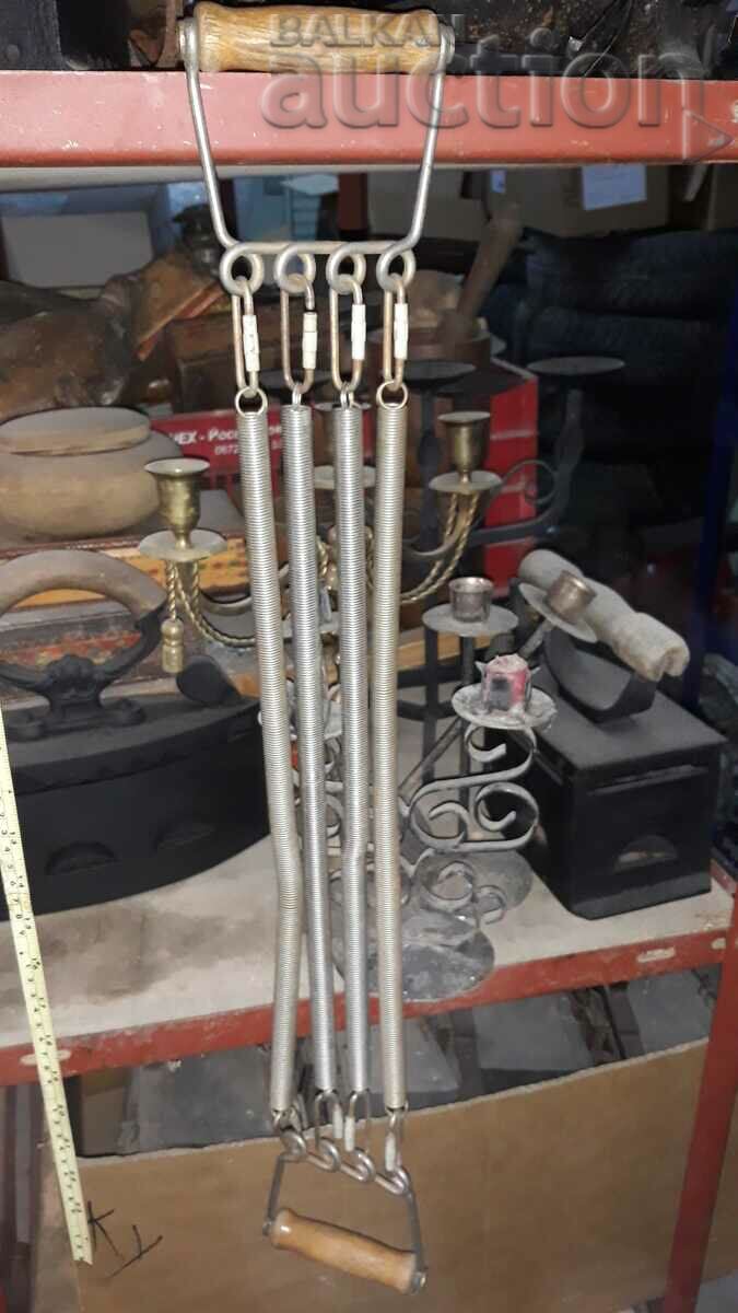 Delivery of vintage sports springs 60s retro vintage Delivery of vintage sports springs 60s retro vintage