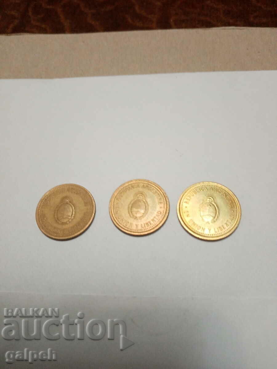 ARGENTINA LOT DE MONEDE 1992,3,2005 - 3 buc. - 3 BGN cu preț 3.00 BGN | € 1.53