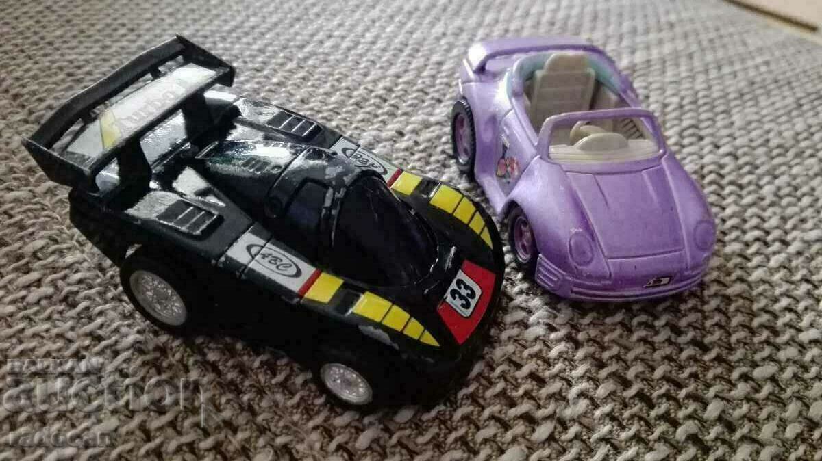 2 бр. стари метални чудати колички 2 бр. стари метални чудати колички