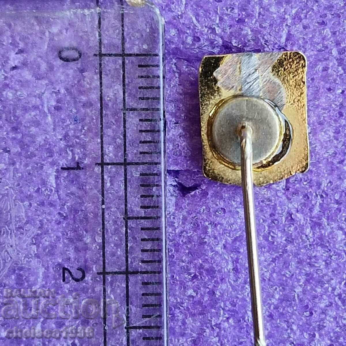 Racing Argentina badge with price 9.99 BGN | € 5.11 Racing Argentina badge with price 9.99 BGN | € 5.11