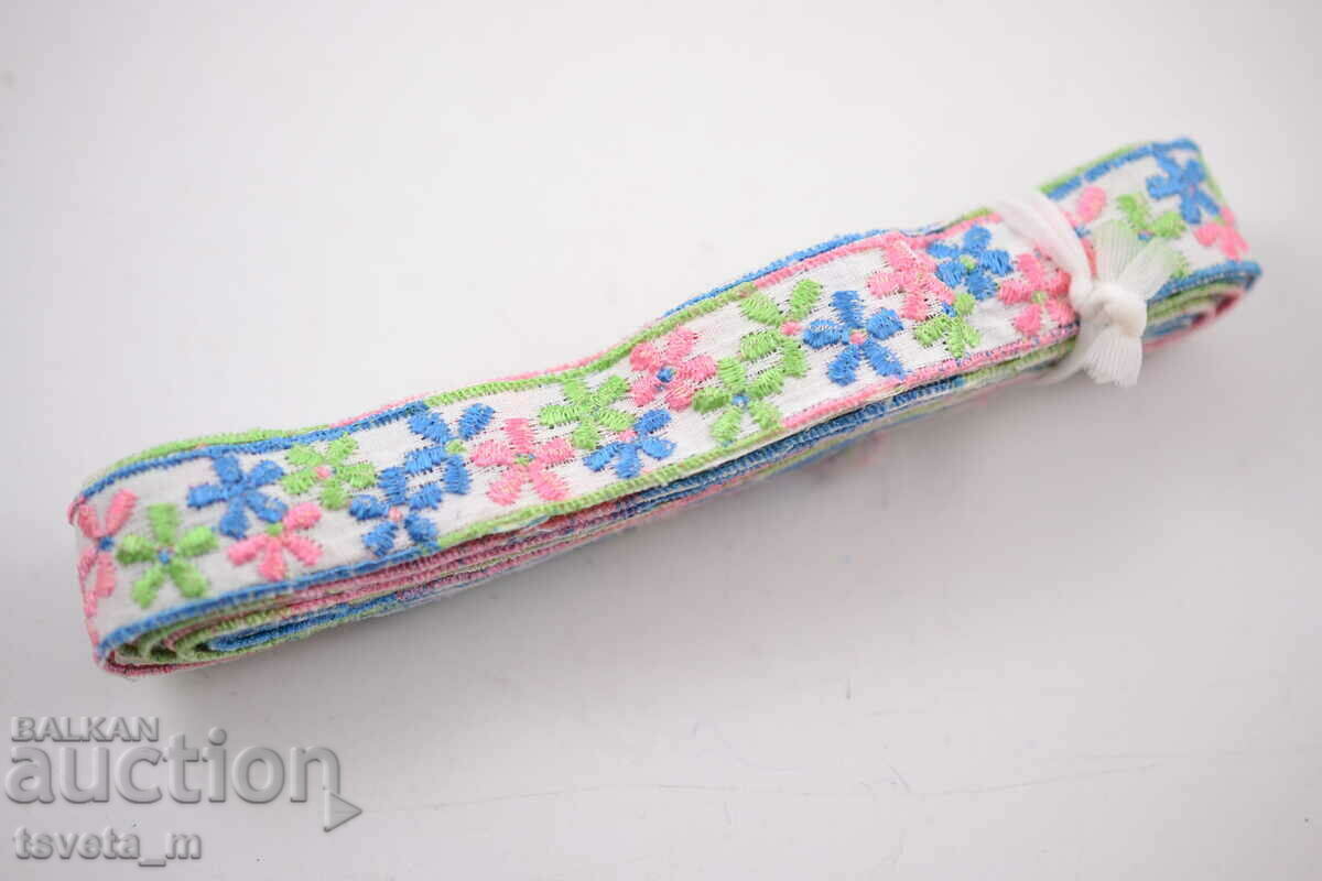 Panglici, broderii, galon - sociale