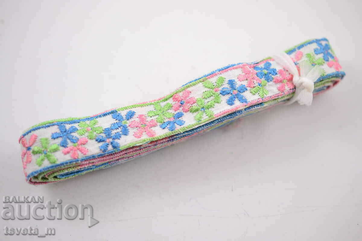 Panglici, broderii, galon - sociale