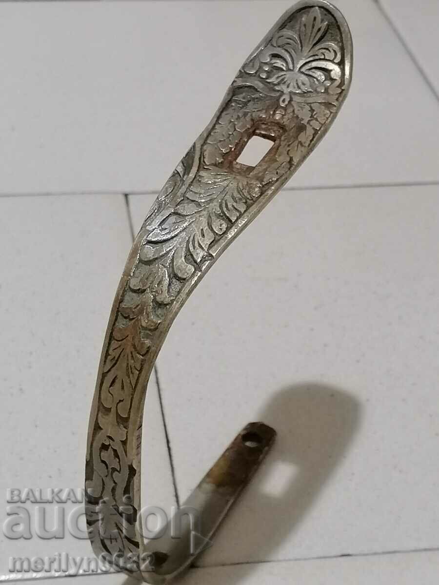 Garda în relief a unui cuțit sabie de ofițer sârb