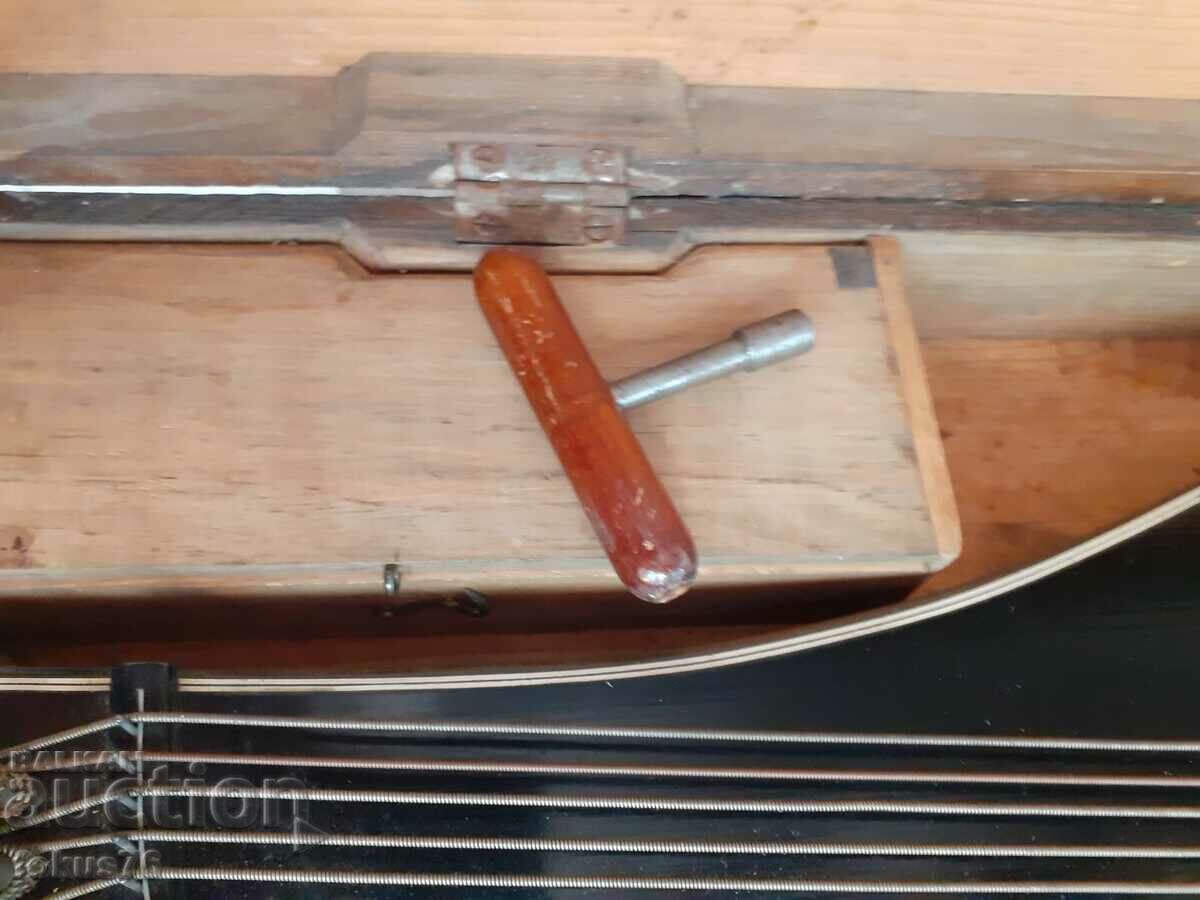 Auction German musical instrument zither guitar - antique Auction German musical instrument zither guitar - antique