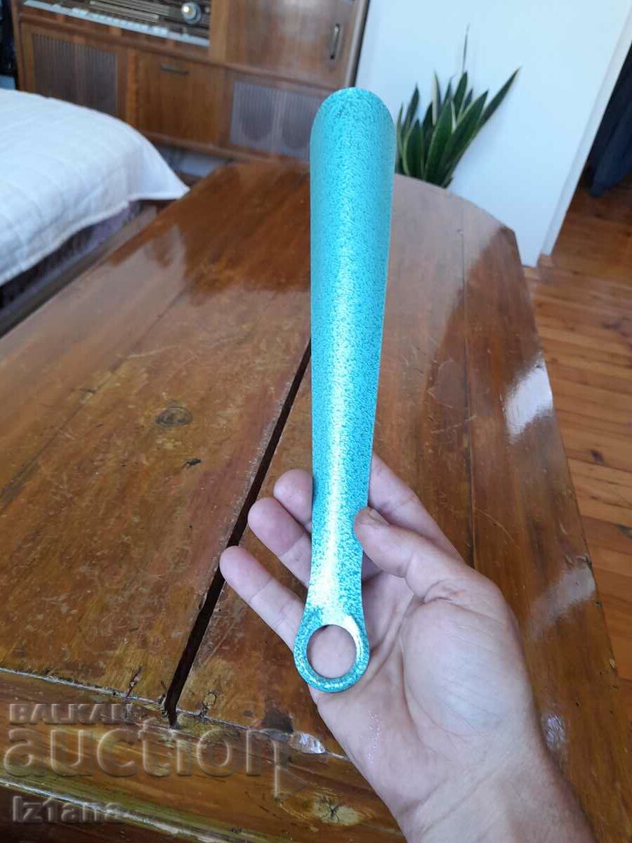 Auction Old shoemaker Auction Old shoemaker