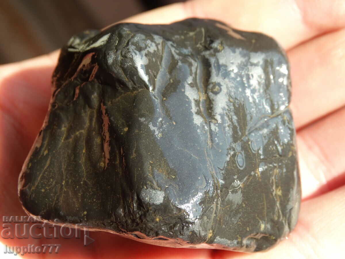 718,60 καράτια φυσικός μαύρος οψιανός με τιμή 69.99 BGN | € 35.79