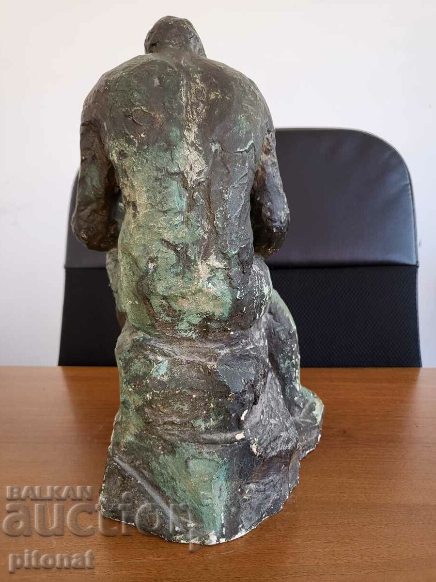 Auction Old author statuette plastic Auction Old author statuette plastic