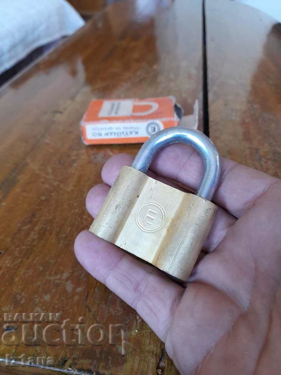 Παλιό λουκέτο 50 - 5 Παλιό λουκέτο 50 - 5