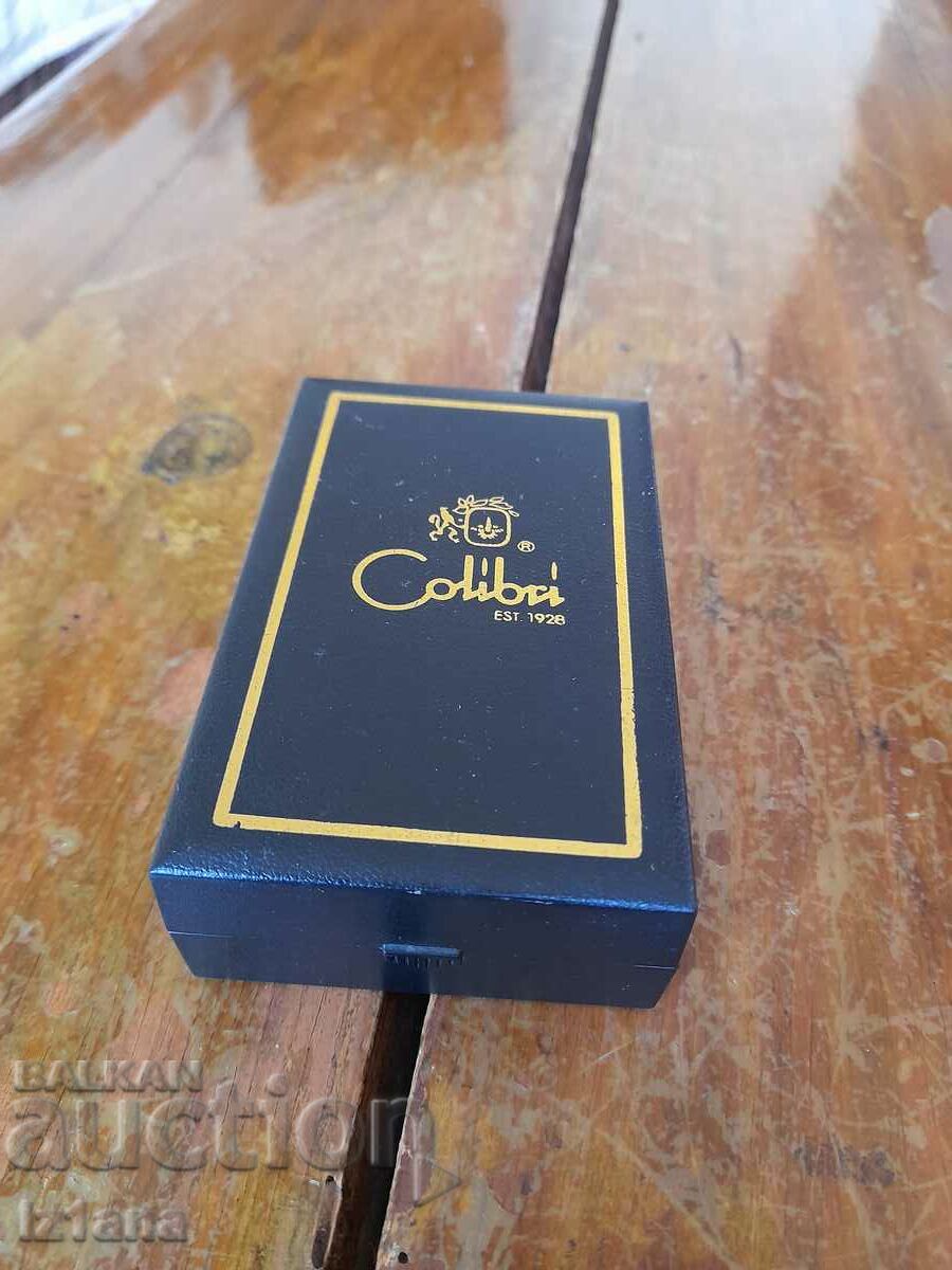 Кутия от запалка Colibri