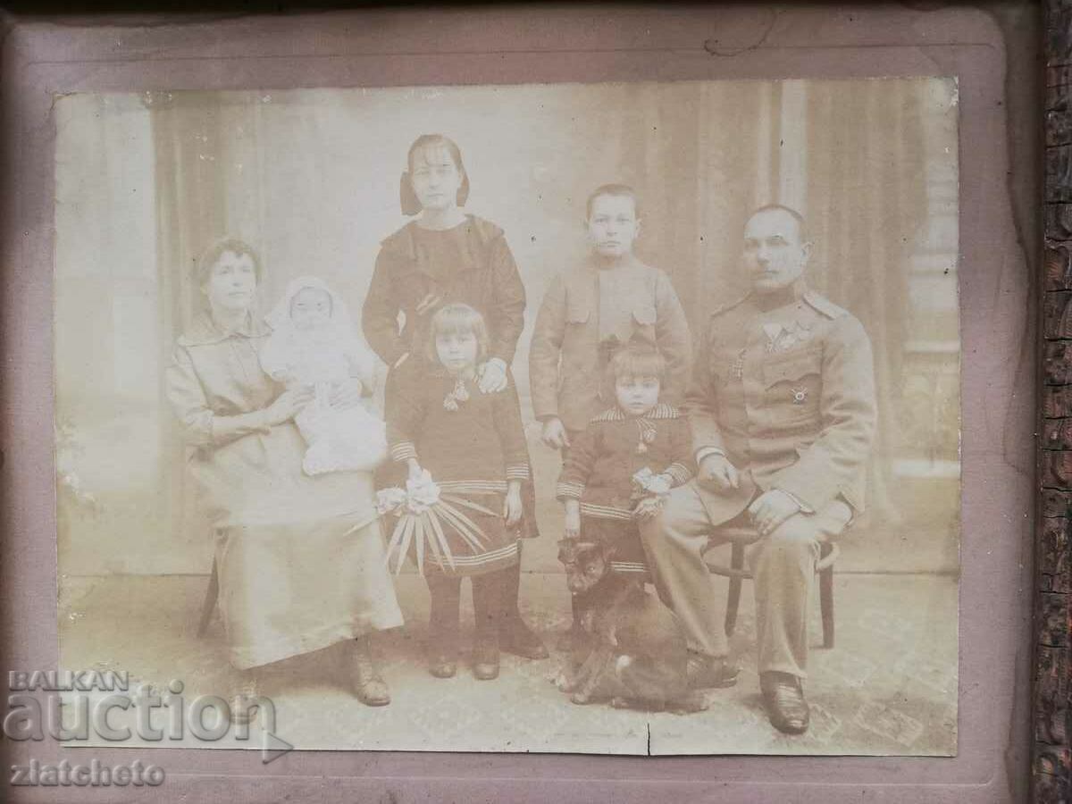 Old picture cardboard with frame - captain, Vratsa with price 40.00 BGN | € 20.45 Old picture cardboard with frame - captain, Vratsa with price 40.00 BGN | € 20.45