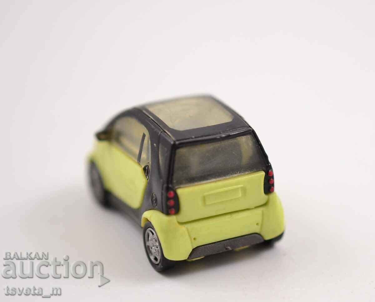 Licitație Cărucior mic de plastic, jucării pentru copii, social