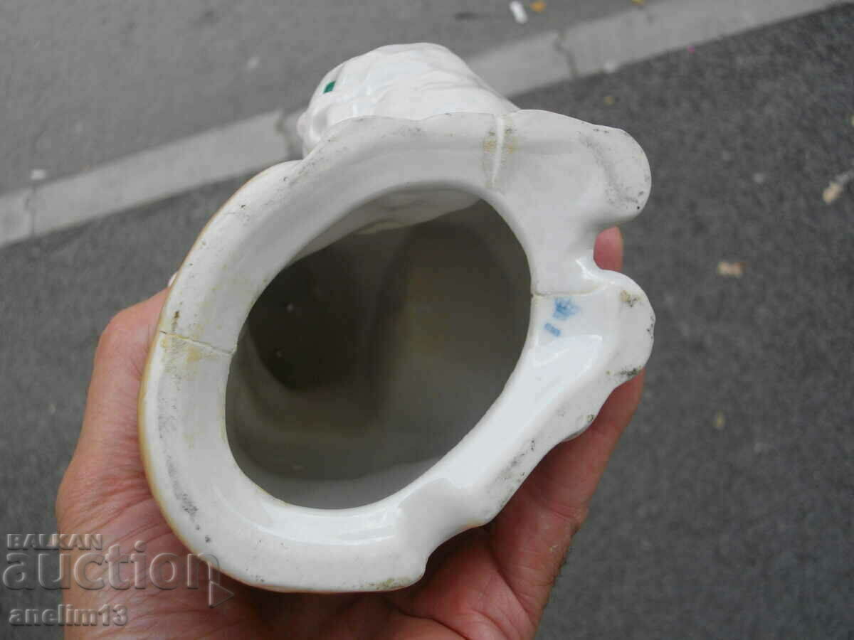 OLD GDR PORCELAIN CATS - 7 OLD GDR PORCELAIN CATS - 7