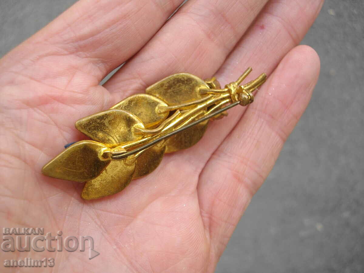 ΜΙΑ ΠΑΛΙΑ ΕΠΙΧΡΥΣΤΗ ΚΑΡΦΙΛΑ - 7 ΜΙΑ ΠΑΛΙΑ ΕΠΙΧΡΥΣΤΗ ΚΑΡΦΙΛΑ - 7