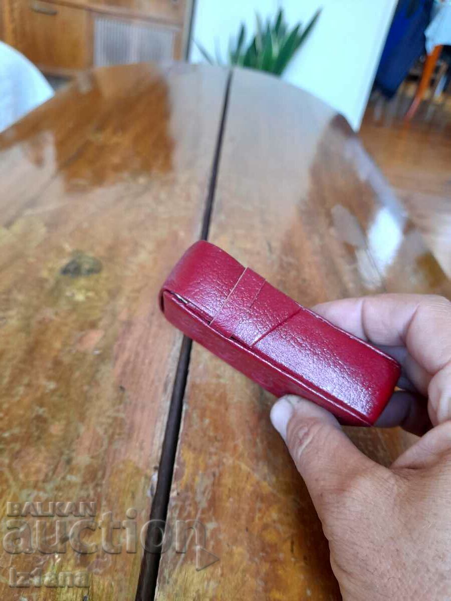 Παράδοση Παλιά δερμάτινη ταμπακιέρα για τσιγάρα, θήκη