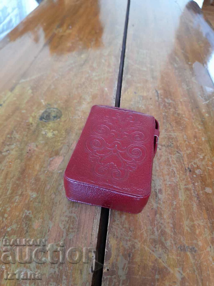 Old leather snuffbox for cigarettes, case