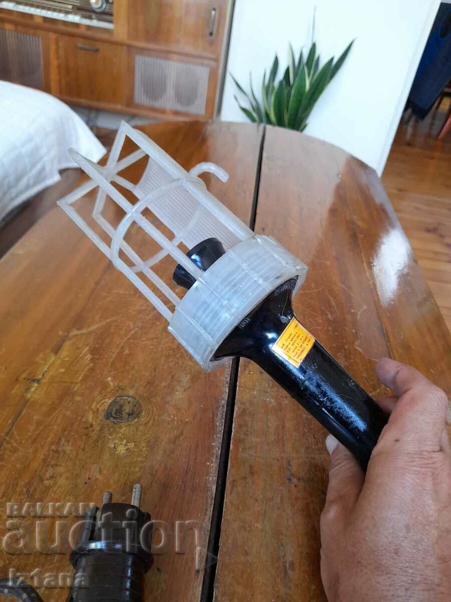An old mobile lamp with price 20.00 BGN | € 10.23 An old mobile lamp with price 20.00 BGN | € 10.23