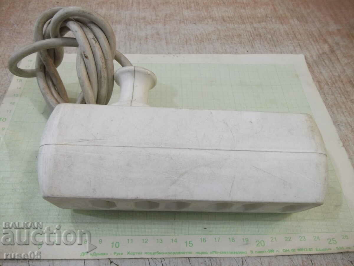 Delivery of Nine-socket extension cord - 1.5 m. Delivery of Nine-socket extension cord - 1.5 m.