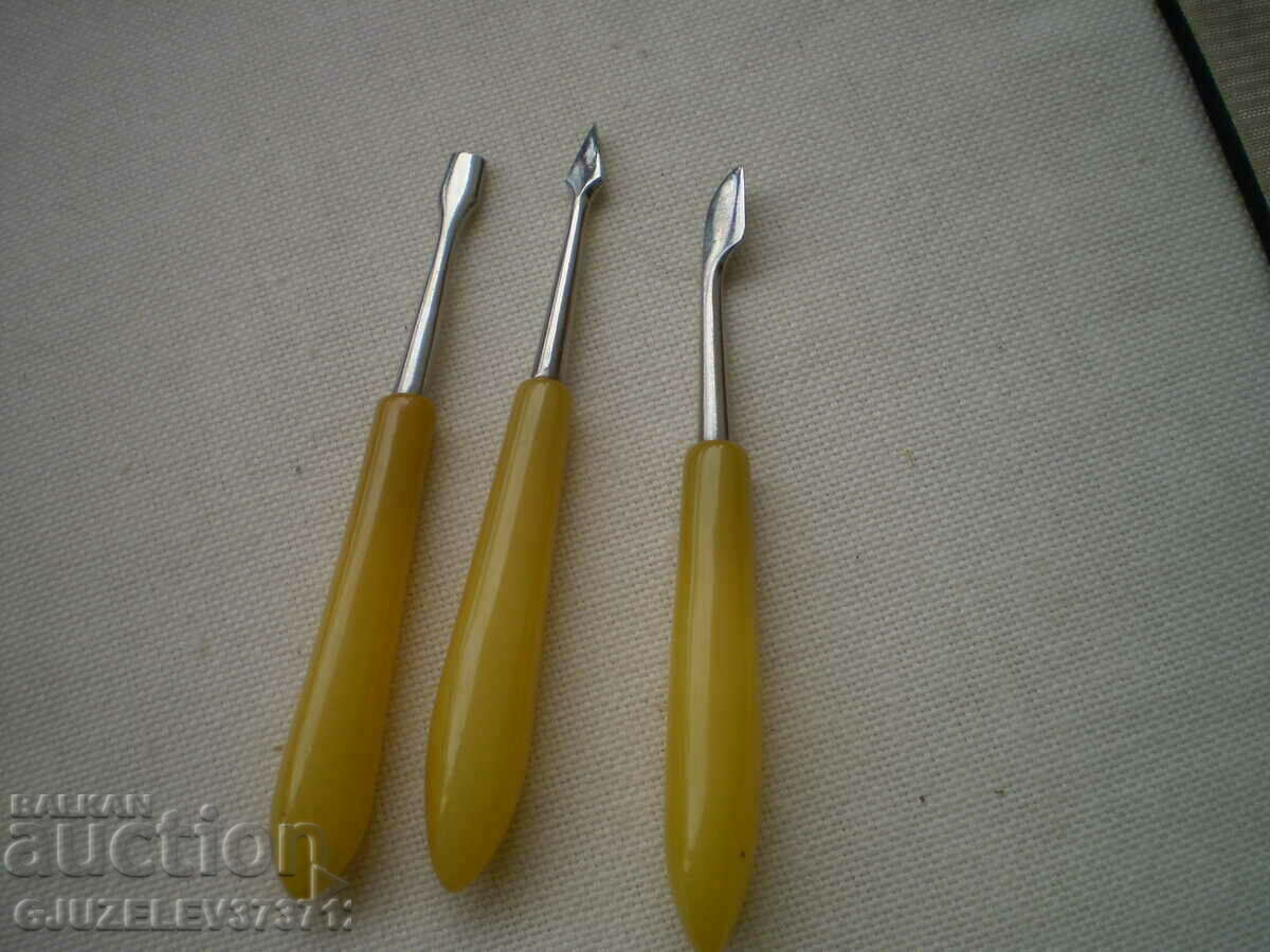 19th century hand embroidered toiletry purse - 6 19th century hand embroidered toiletry purse - 6