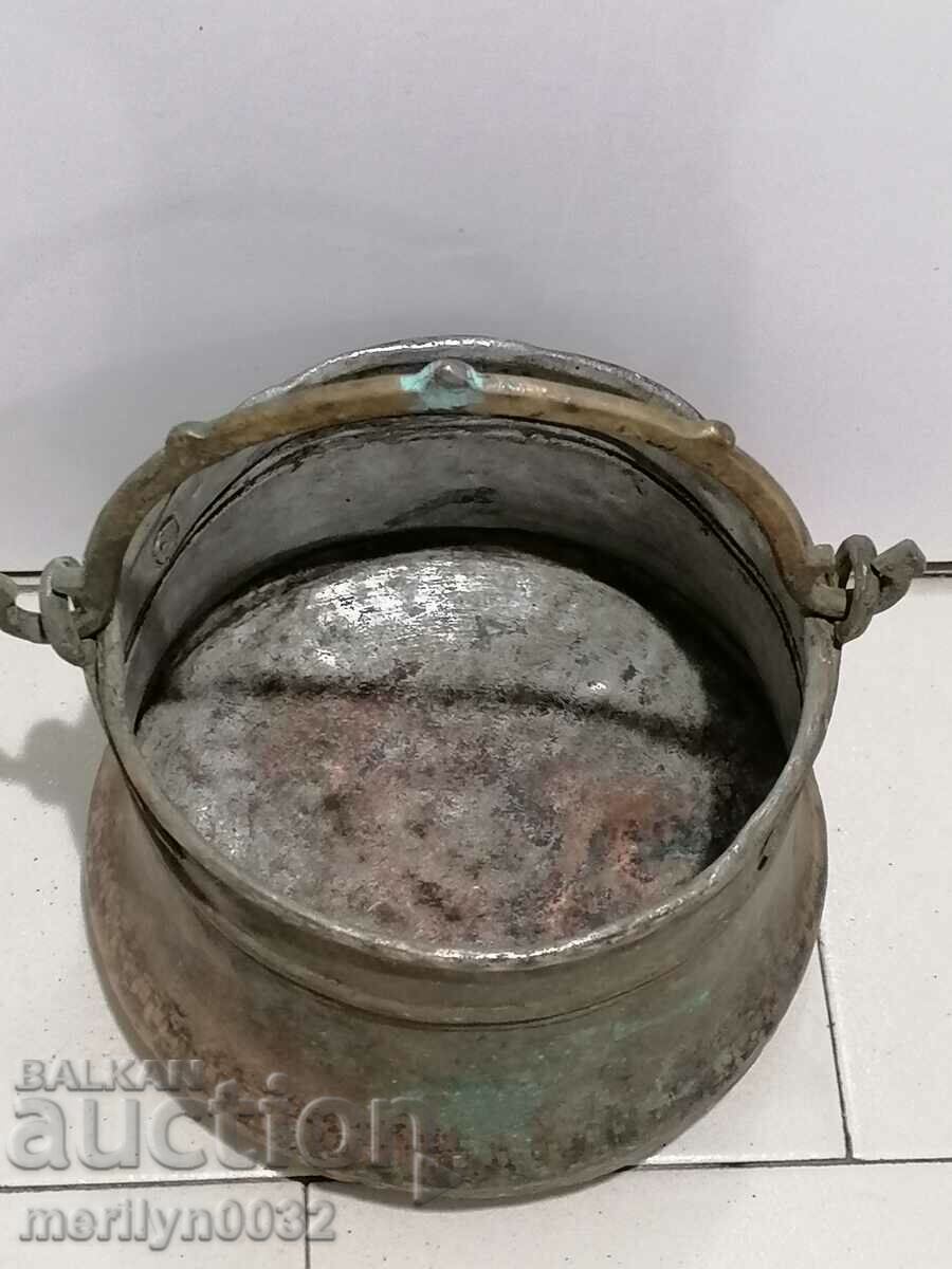 An old bacon, a baker, a pot, a boiler, a copper pot with price 67.00 BGN | € 34.26 An old bacon, a baker, a pot, a boiler, a copper pot with price 67.00 BGN | € 34.26