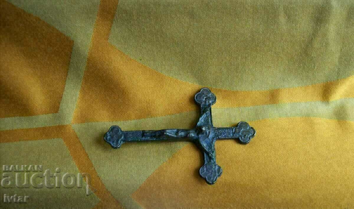 Licitație Cruce mare de bronz antic Licitație Cruce mare de bronz antic