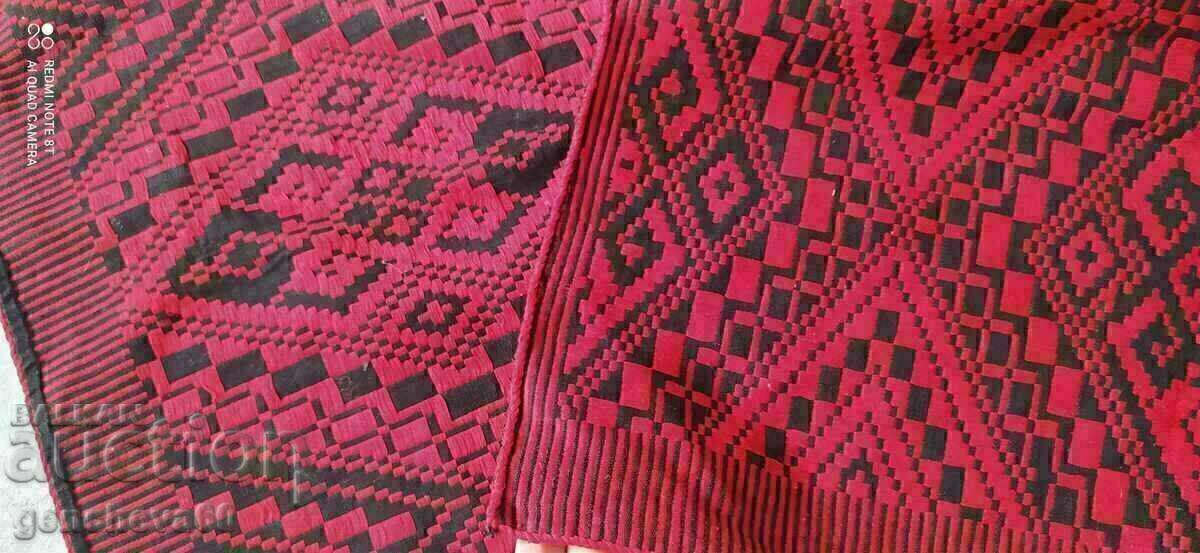 Delivery of Antique woven rug in black and red for a folk-style corner