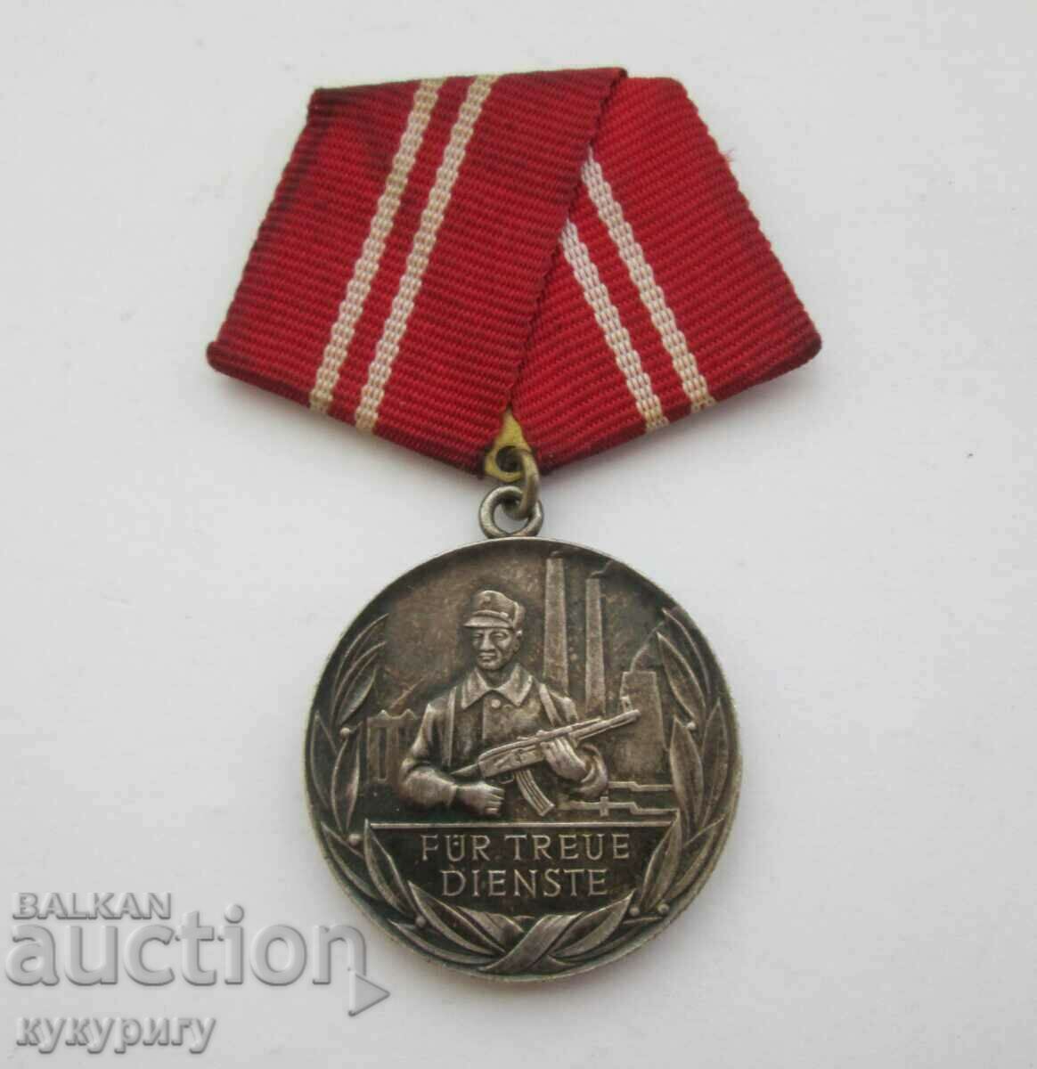 Star Soc Military Army Medal East Germany GDR