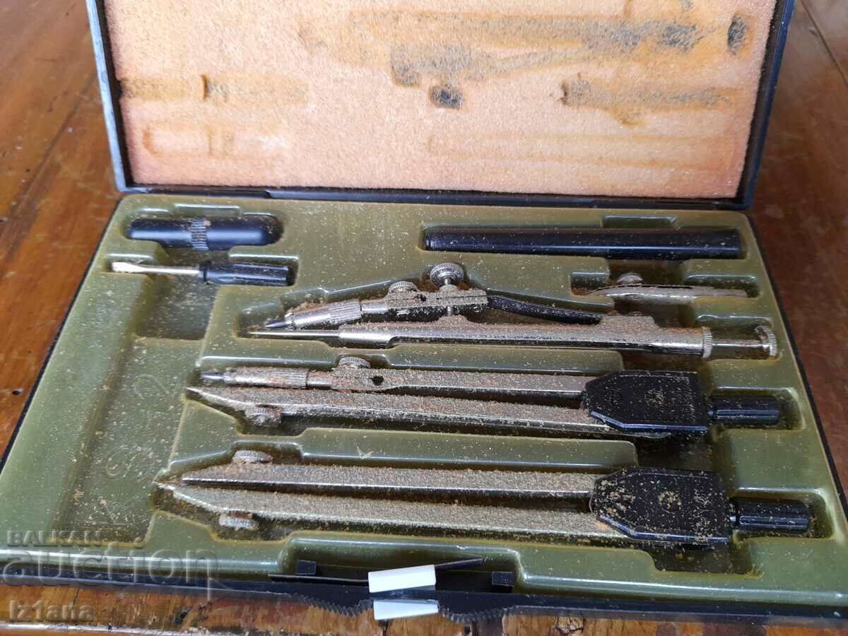 Delivery of Old ruler, Skala rulers Delivery of Old ruler, Skala rulers