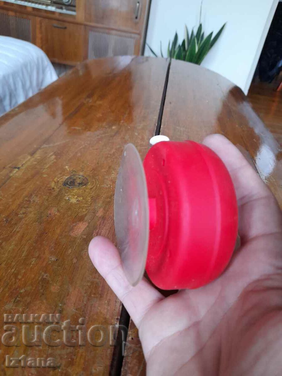 Delivery of Old Coca Cola column, Coca Cola