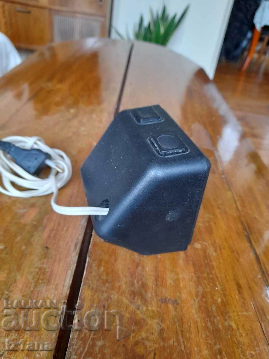 Δημοπρασία Παλιό επιτραπέζιο ρολόι Electronics 12-41A Δημοπρασία Παλιό επιτραπέζιο ρολόι Electronics 12-41A